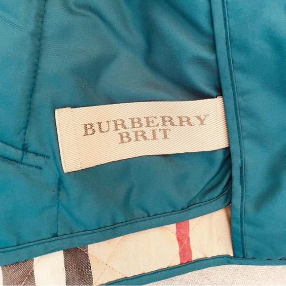Burberry Teal Quilted Puffer Jacket - Picture 8 of 10